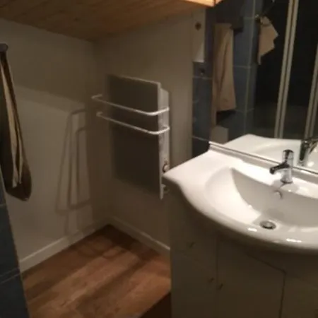 La Fleurine In Mostuejouls, Gorges Du Tarn * 모스튀에줄