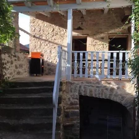 펜션 La Fleurine In Mostuejouls, Gorges Du Tarn 모스튀에줄