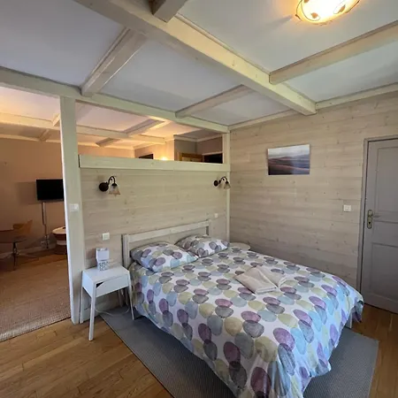 La Fleurine In Mostuejouls, Gorges Du Tarn * Mostuéjouls