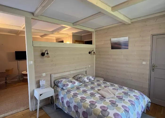 La Fleurine In Mostuejouls, Gorges Du Tarn * Mostuéjouls