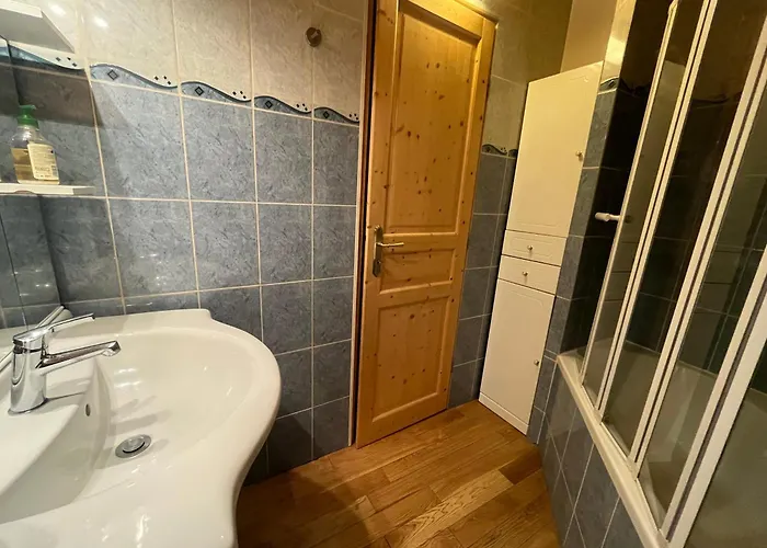 La Fleurine In Mostuejouls, Gorges Du Tarn * Mostuéjouls