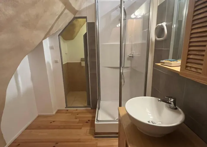 La Fleurine In Mostuejouls, Gorges Du Tarn * Mostuéjouls